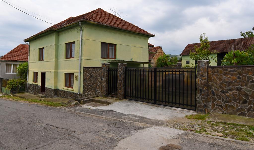 فندق Casa Para Haţeg المظهر الخارجي الصورة